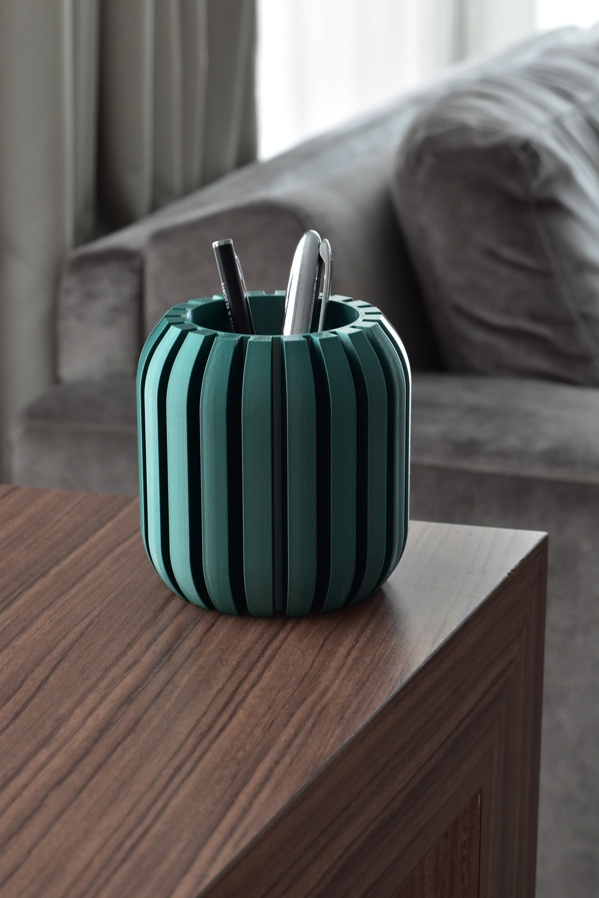 Desk Organizer Bold Lines