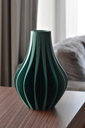 Vase Quiet Drama